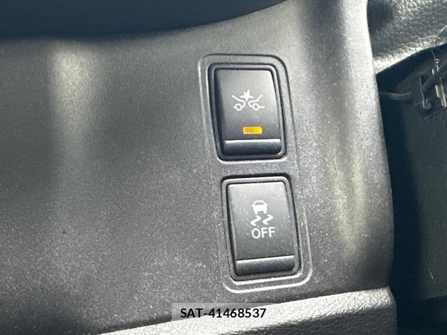 Nissan SERENA 2016-08 8854883-9