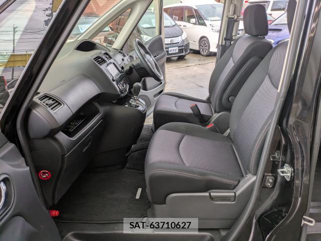 Nissan SERENA 2013-07 8855128-14