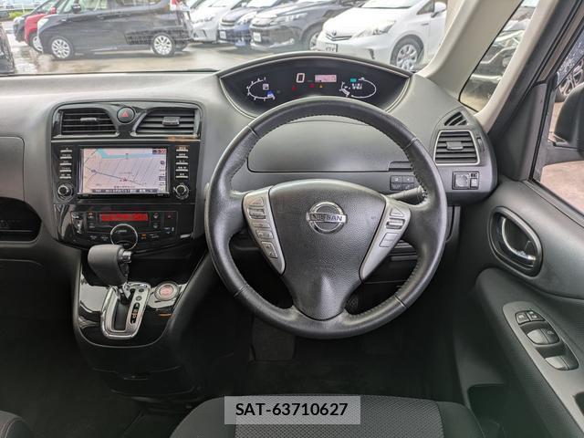 Nissan SERENA 2013-07 8855128-17