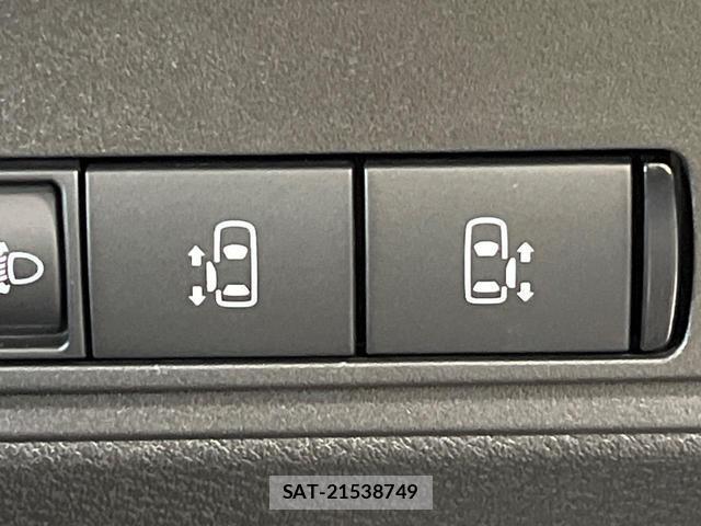 Nissan SERENA 2026-07 8855171-6