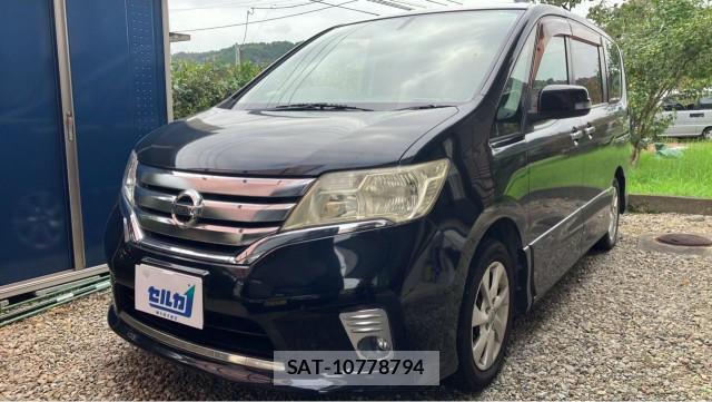 Nissan SERENA 2011-06 8855318-0