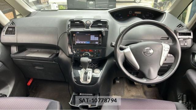 Nissan SERENA 2011-06 8855318-2