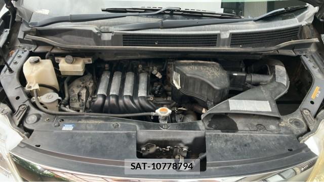 Nissan SERENA 2011-06 8855318-7