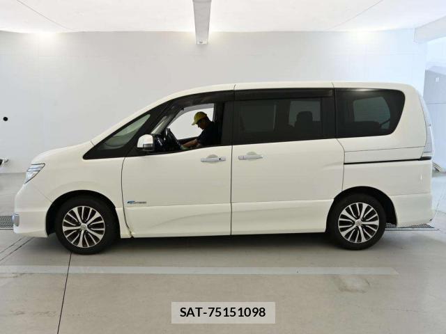 Nissan SERENA 2014-12 8855883-9