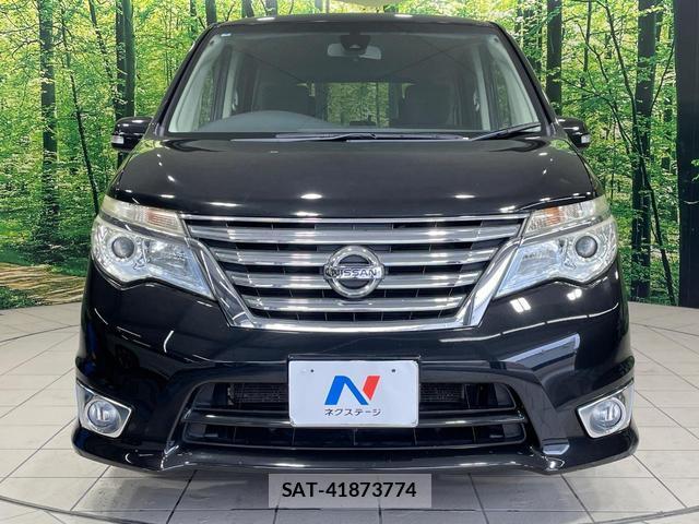 Nissan SERENA 2014-05 8856042-14