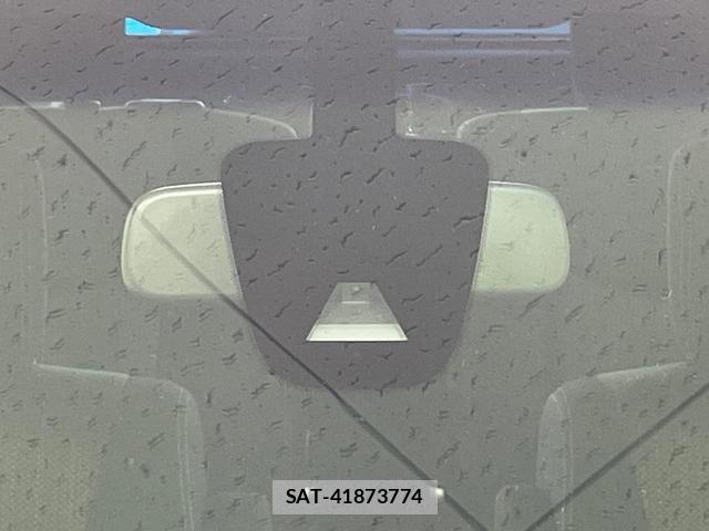 Nissan SERENA 2014-05 8856042-5