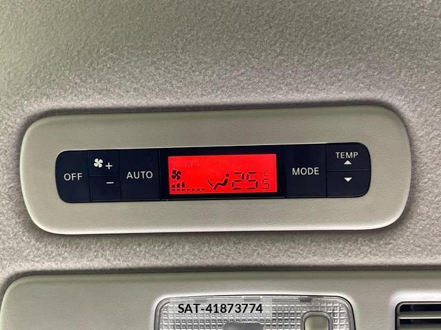 Nissan SERENA 2014-05 8856042-6
