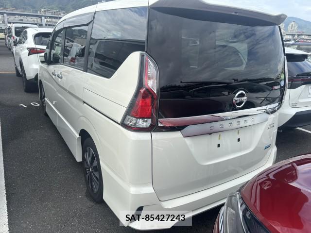 Nissan SERENA 2017-05 8856161-3