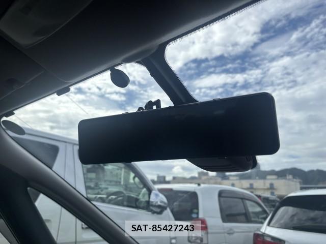Nissan SERENA 2017-05 8856161-8