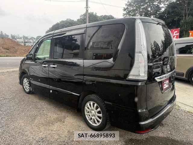 Nissan SERENA 2015-02 8856181-15