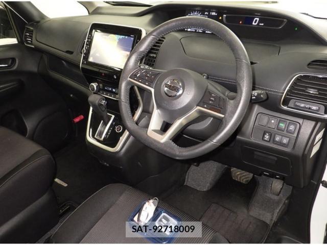 Nissan SERENA 2018-06 8856276-2