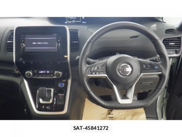 Nissan SERENA 2018-03 8856457-2