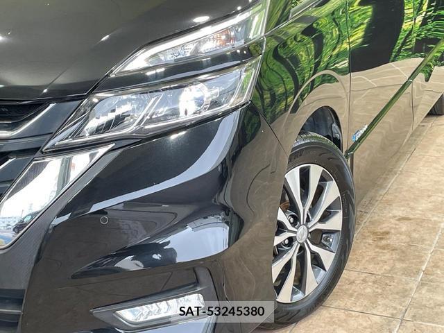 Nissan SERENA 2017-02 8856757-12