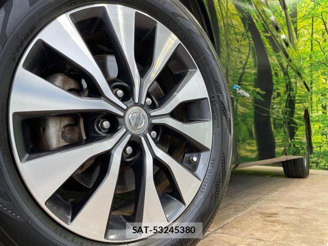 Nissan SERENA 2017-02 8856757-13