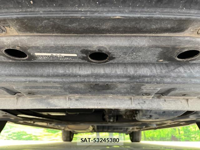Nissan SERENA 2017-02 8856757-18