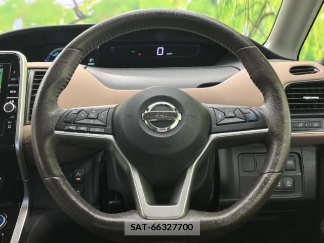 Nissan SERENA 2018-02 8856838-15