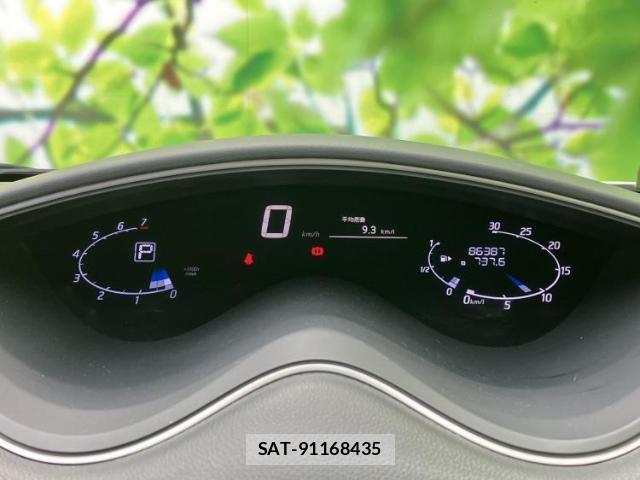 Nissan SERENA 2013-09 8857096-13