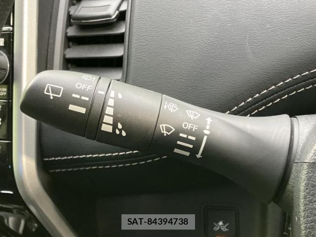 Nissan SERENA 2018-11 8857118-17