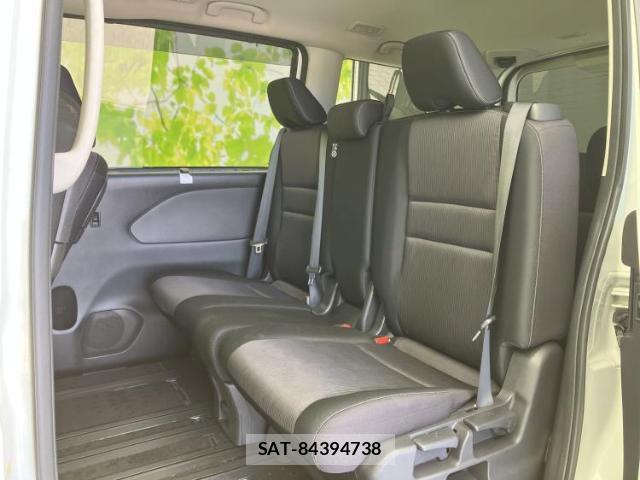 Nissan SERENA 2018-11 8857118-7