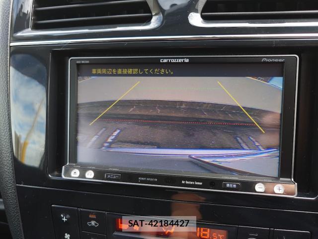 Nissan SERENA 2013-09 8857125-3