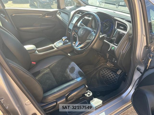 Honda SHUTTLE 2017-02 8854085-11