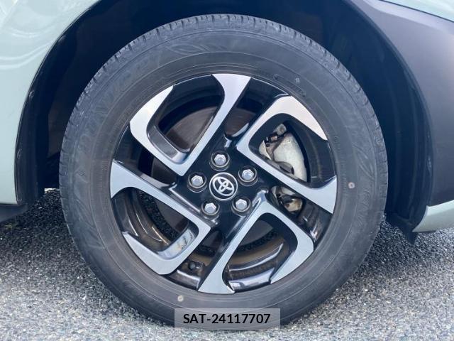 Toyota SIENTA 2022-12 8853827-17