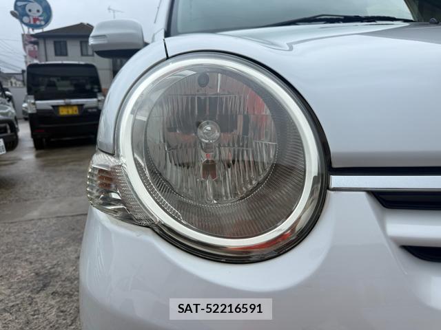 Toyota SIENTA 2011-09 8853909-10