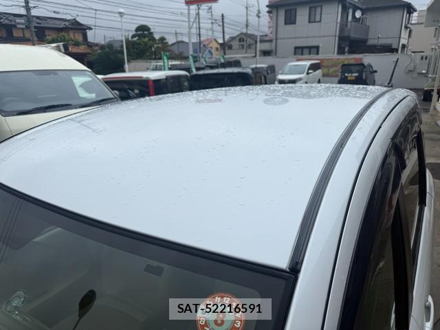 Toyota SIENTA 2011-09 8853909-14