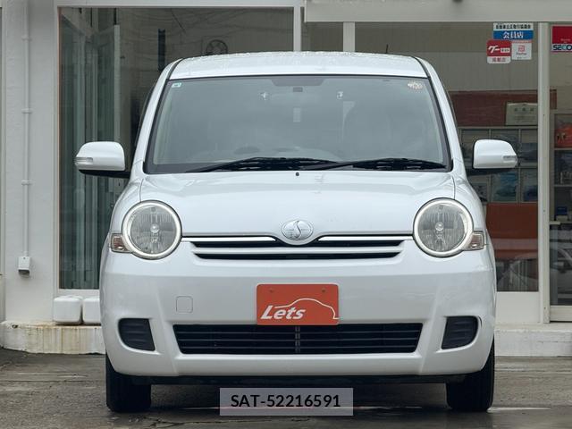 Toyota SIENTA 2011-09 8853909-2