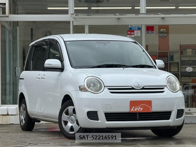 Toyota SIENTA 2011-09 8853909-3