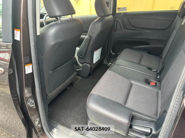 Toyota SIENTA 2017-10 8854075-14