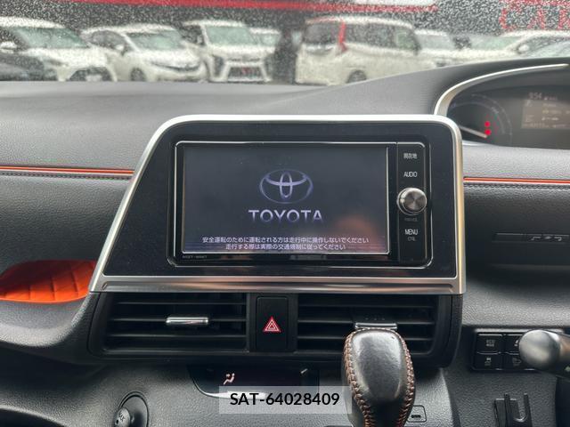 Toyota SIENTA 2017-10 8854075-2