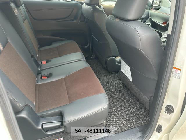Toyota SIENTA 2019-12 8854080-12