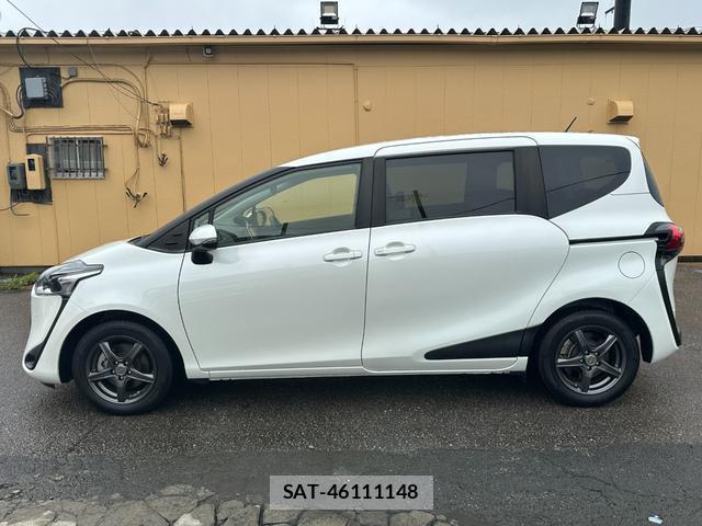 Toyota SIENTA 2019-12 8854080-19