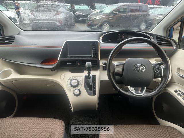 Toyota SIENTA 2016-04 8854081-1