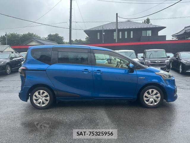 Toyota SIENTA 2016-04 8854081-18