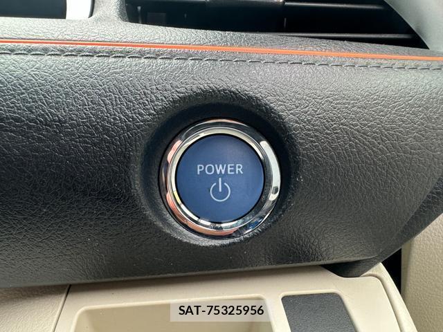 Toyota SIENTA 2016-04 8854081-4