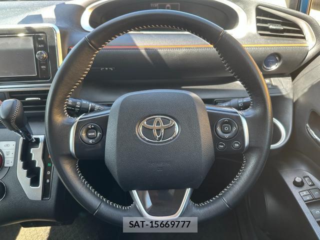 Toyota SIENTA 2017-03 8854084-10