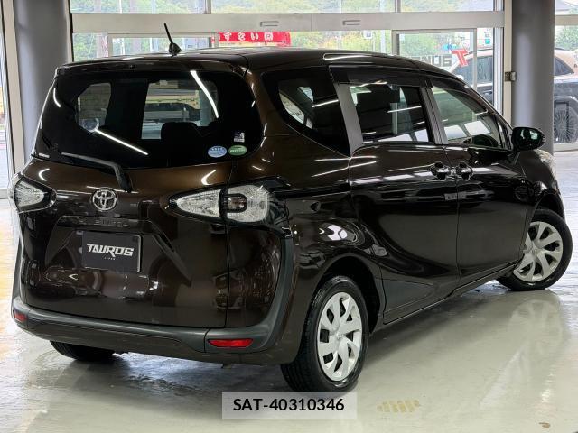 Toyota SIENTA 2017-03 8854254-12