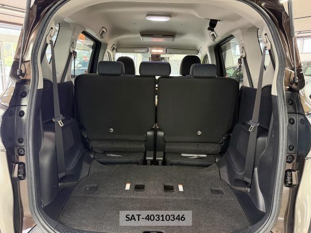 Toyota SIENTA 2017-03 8854254-14