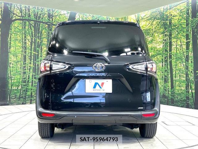 Toyota SIENTA 2021-10 8854820-15