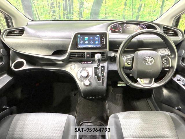 Toyota SIENTA 2021-10 8854820-5