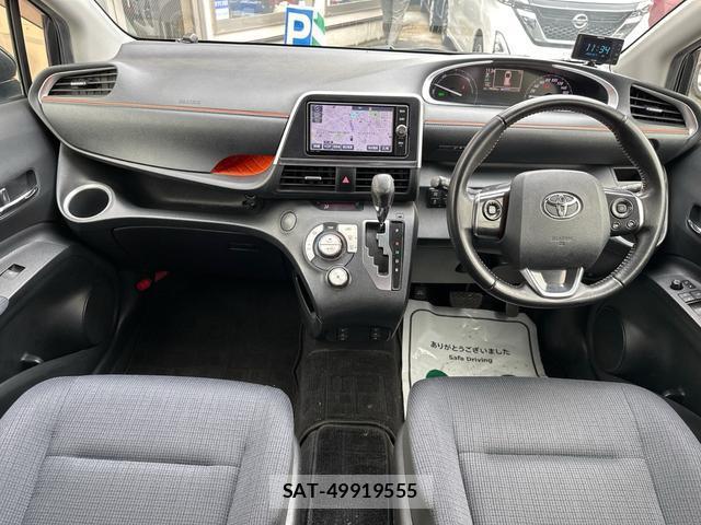 Toyota SIENTA 2018-05 8854879-1