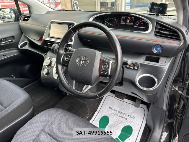 Toyota SIENTA 2018-05 8854879-13