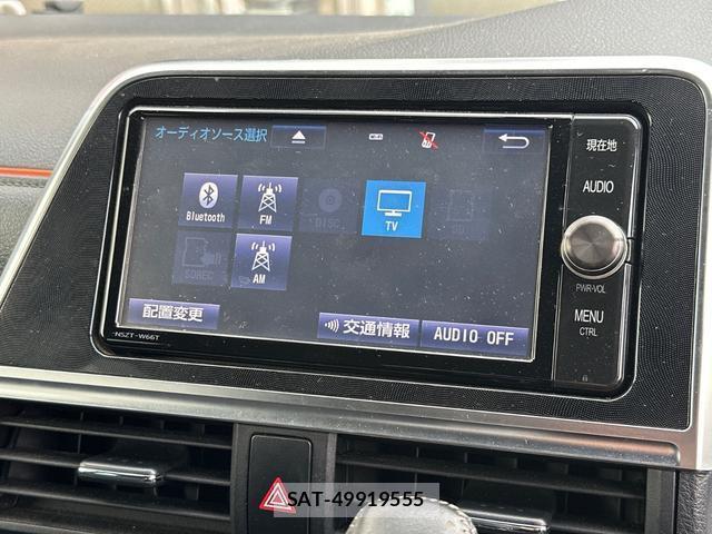 Toyota SIENTA 2018-05 8854879-3