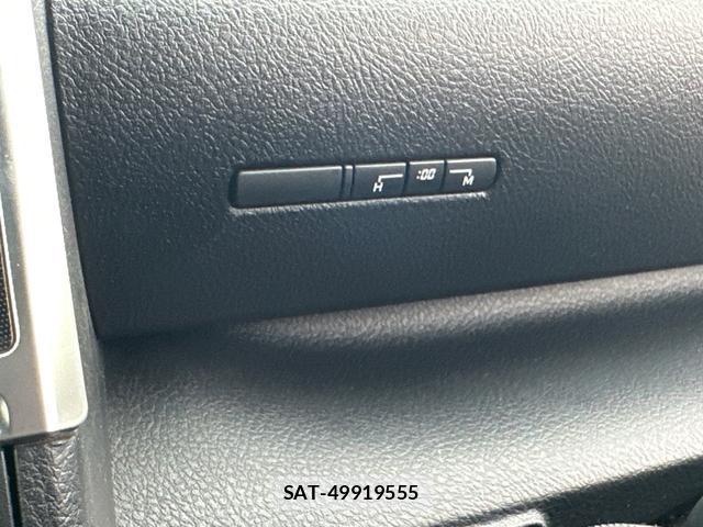 Toyota SIENTA 2018-05 8854879-9