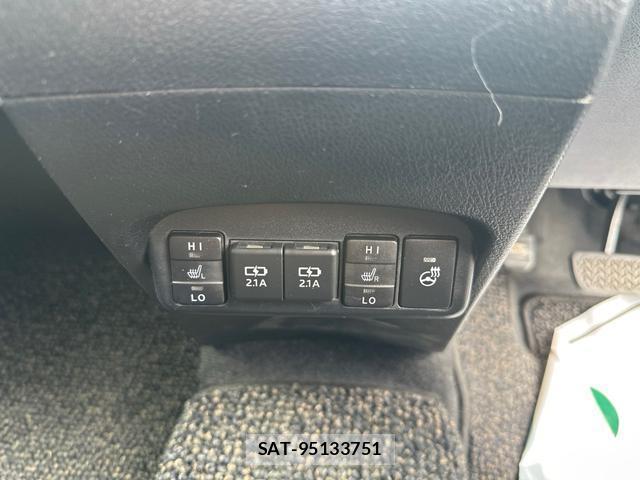 Toyota SIENTA 2021-04 8854884-10
