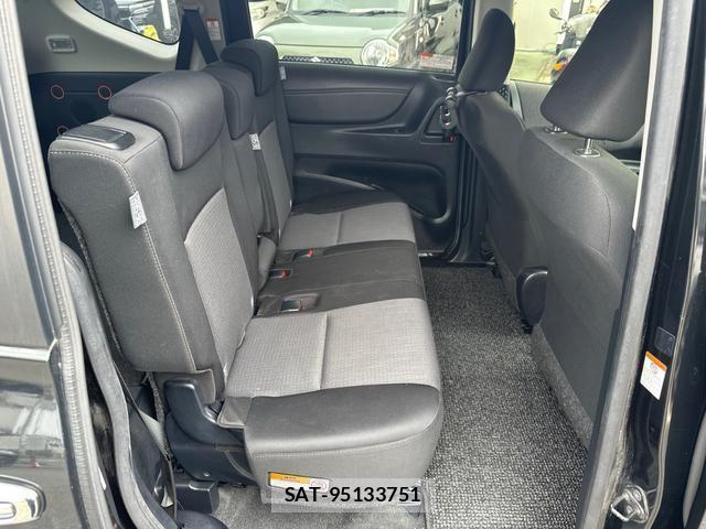 Toyota SIENTA 2021-04 8854884-14