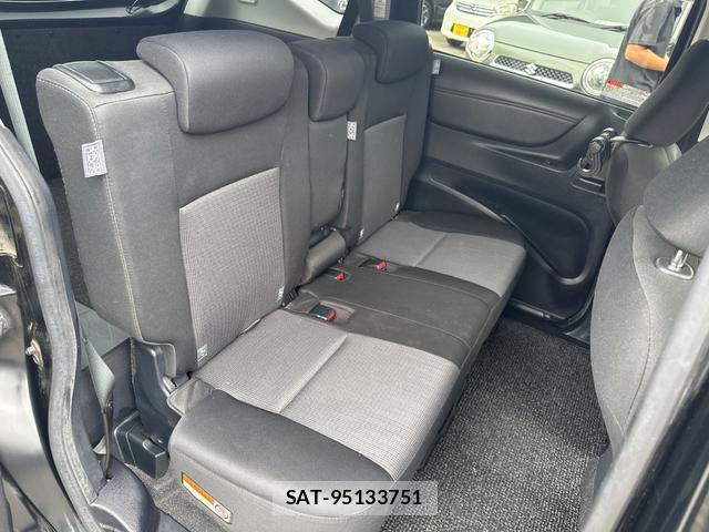 Toyota SIENTA 2021-04 8854884-15