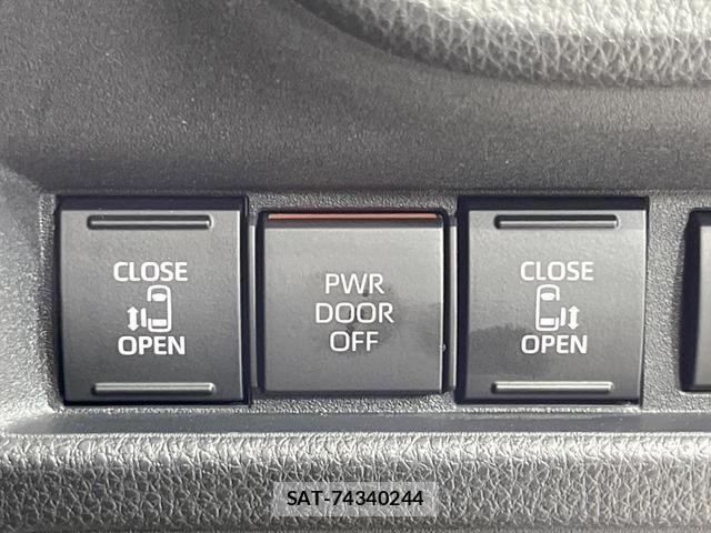Toyota SIENTA 2023-02 8854967-5